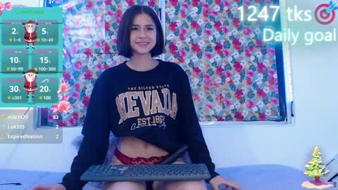 Gwen online show from December 2024 07:09:01 AM