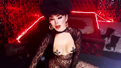 Snapshot of _hailyourqueenx chatting on January 2025 10:13:02 PM GoDDess  Chloe online show from January 2025 10:13:02 PM