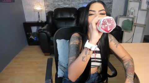 Hanna online show from February 2026 08:17:02 PM