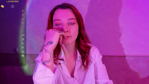 Snapshot of _hey_scarlett_ chatting on December 2024 04:58:02 AM _hey_scarlett_ online show from December 2024 04:58:02 AM