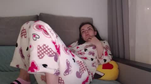 Snapshot of _hidden_frommymoom_ chatting on February 2026 05:39:02 AM Criss4u online show from February 2026 05:39:02 AM