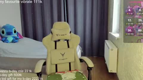 _hot_mia_1 online show from February 2025 11:58:01 AM