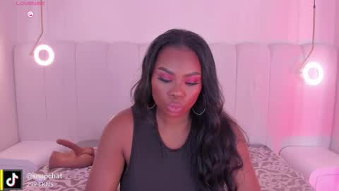 Darlis  online show from February 2026 08:05:01 PM