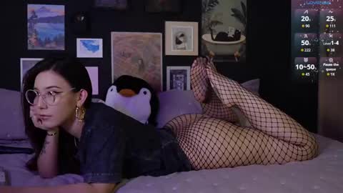 Irene    online show from September 2025 12:43:02 AM