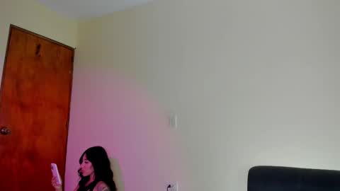 Snapshot of _isabella99_ chatting on October 2025 09:24:02 PM Isabella online show from October 2025 09:24:02 PM