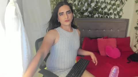Snapshot of _ivone_golosa chatting on September 2025 12:22:02 AM Ivone online show from September 2025 12:22:02 AM