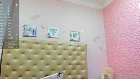 J A D E online show from October 2025 12:27:01 PM