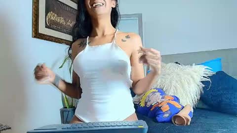 Snapshot of _jade_2 chatting on November 2025 09:06:01 PM Jade  online show from November 2025 09:06:01 PM