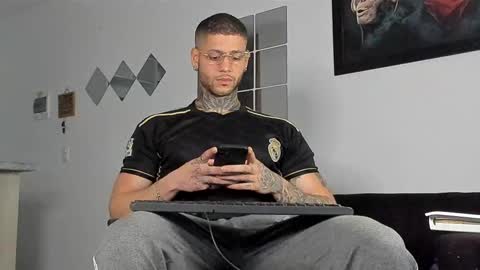 jeison online show from February 2025 12:09:02 PM