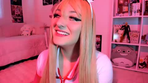 Snapshot of _julyana_ chatting on March 2025 01:36:01 PM JULIANA online show from March 2025 01:36:01 PM
