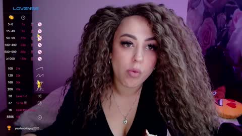 Snapshot of _just_a_queen_3 chatting on December 2024 05:55:01 PM _just_a_queen_3 online show from December 2024 05:55:01 PM