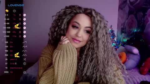 Snapshot of _just_a_queen_3 chatting on January 2025 07:17:02 PM _just_a_queen_3 online show from January 2025 07:17:02 PM