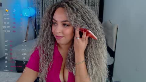 Snapshot of _just_a_queen_3 chatting on October 2025 09:10:02 AM _just_a_queen_3 online show from October 2025 09:10:02 AM