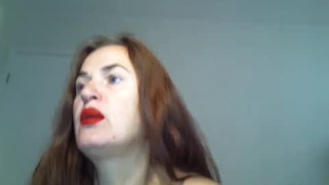 Snapshot of _kapelka_ chatting on September 2025 02:55:01 AM KAPELKA online show from September 2025 02:55:01 AM