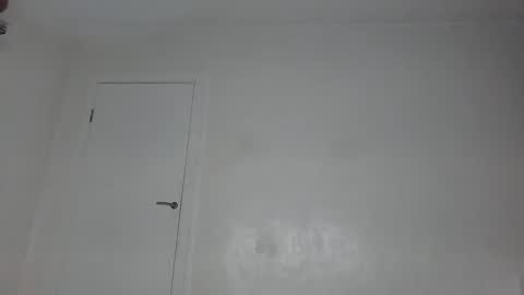 Snapshot of _kapelka_ chatting on April 2026 12:31:01 AM KAPELKA online show from April 2026 12:31:01 AM