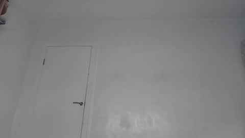 Snapshot of _kapelka_ chatting on May 2026 01:36:01 AM KAPELKA online show from May 2026 01:36:01 AM