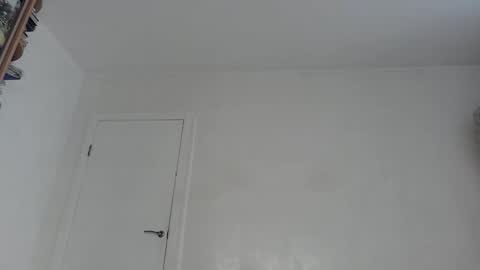 Snapshot of _kapelka_ chatting on May 2026 02:16:01 AM KAPELKA online show from May 2026 02:16:01 AM