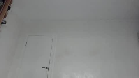 Snapshot of _kapelka_ chatting on May 2026 06:16:01 PM KAPELKA online show from May 2026 06:16:01 PM