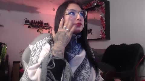 Cata  online show from December 2025 03:37:02 AM