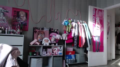 katemiller online show from February 2026 03:36:01 AM