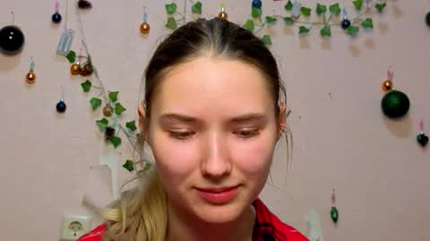 _kikiclark_ online show from February 2026 08:59:01 PM