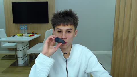 Snapshot of _kurt chatting on December 2024 04:04:02 AM Kurt online show from December 2024 04:04:02 AM