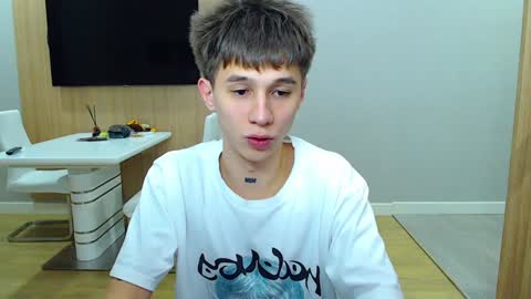 Snapshot of _kurt chatting on December 2024 09:58:01 PM Kurt online show from December 2024 09:58:01 PM