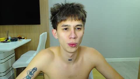 Snapshot of _kurt chatting on December 2024 09:31:02 PM Kurt online show from December 2024 09:31:02 PM