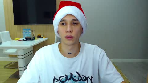 Snapshot of _kurt chatting on December 2024 09:33:01 PM Kurt online show from December 2024 09:33:01 PM