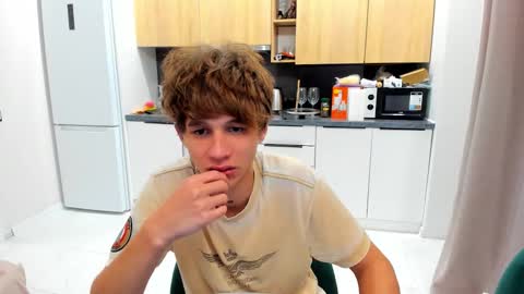 Snapshot of _kurt chatting on September 2025 03:57:01 PM Kurt online show from September 2025 03:57:01 PM