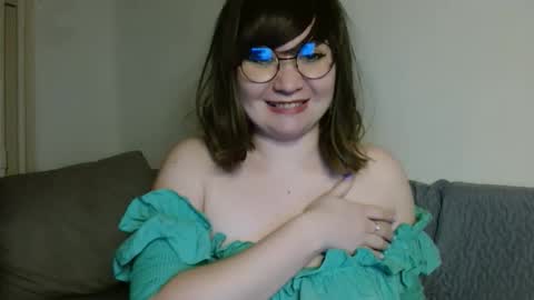 Snapshot of _lalilu_ chatting on December 2024 08:58:01 PM _lalilu_ online show from December 2024 08:58:01 PM