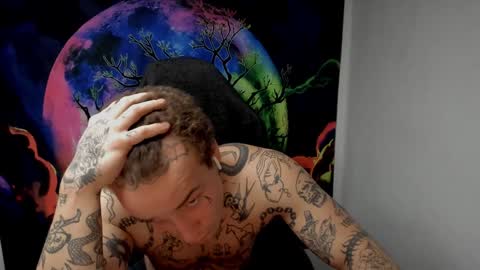 Layne online show from December 2024 05:26:02 PM