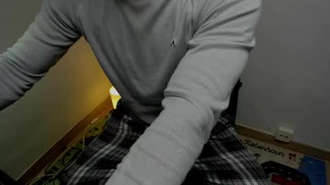 Layne online show from November 2025 10:13:02 AM