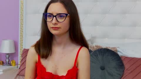 Snapshot of _lenapaul_ chatting on February 2025 05:35:02 AM Lena Paul online show from February 2025 05:35:02 AM