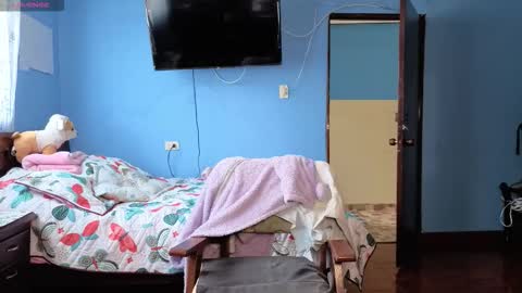 Snapshot of _lindasy_ chatting on January 2026 04:33:01 PM Lindasy online show from January 2026 04:33:01 PM