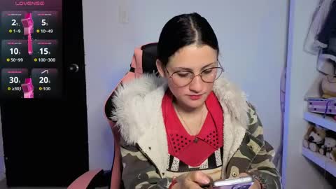 Lindasy online show from May 2026 09:28:01 AM