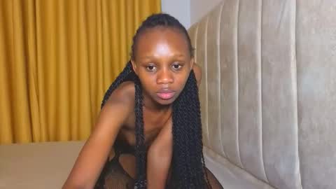 Snapshot of _littlevenus chatting on November 2025 12:31:02 AM Littlevenus online show from November 2025 12:31:02 AM