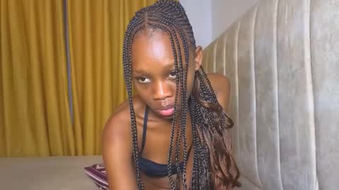 Snapshot of _littlevenus chatting on November 2025 11:37:01 PM Littlevenus online show from November 2025 11:37:01 PM