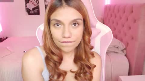 Sofia 3 online show from November 2025 05:02:01 PM