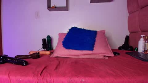 Snapshot of _lorrayne_ chatting on February 2025 06:02:02 PM Lorrayne online show from February 2025 06:02:02 PM