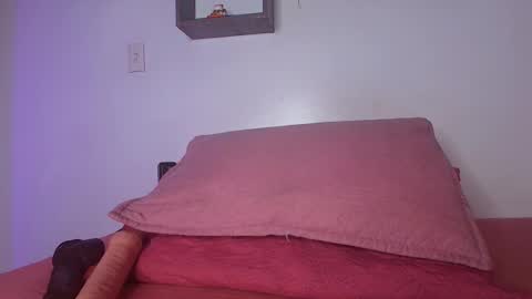 Snapshot of _lorrayne_ chatting on February 2025 11:57:02 AM Lorrayne online show from February 2025 11:57:02 AM