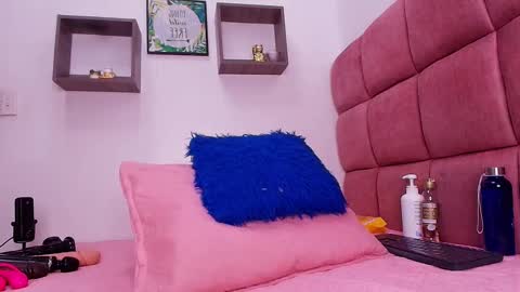 Snapshot of _lorrayne_ chatting on February 2025 11:47:02 AM Lorrayne online show from February 2025 11:47:02 AM