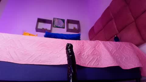 Snapshot of _lorrayne_ chatting on February 2025 02:53:01 PM Lorrayne online show from February 2025 02:53:01 PM