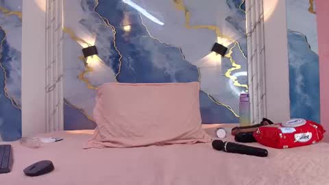 Snapshot of _lorrayne_ chatting on September 2025 12:16:01 PM Lorrayne online show from September 2025 12:16:01 PM