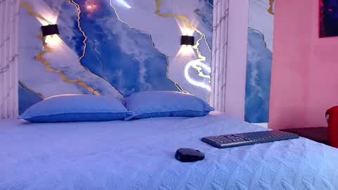 Snapshot of _lorrayne_ chatting on October 2025 12:05:02 PM Lorrayne online show from October 2025 12:05:02 PM