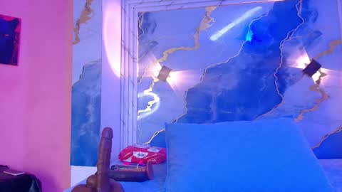 Snapshot of _lorrayne_ chatting on October 2025 12:07:02 PM Lorrayne online show from October 2025 12:07:02 PM