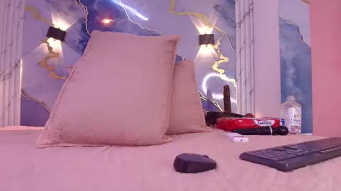 Snapshot of _lorrayne_ chatting on November 2025 12:07:02 PM Lorrayne online show from November 2025 12:07:02 PM