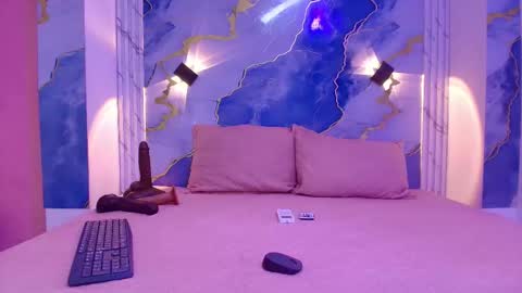 Snapshot of _lorrayne_ chatting on November 2025 12:06:01 PM Lorrayne online show from November 2025 12:06:01 PM