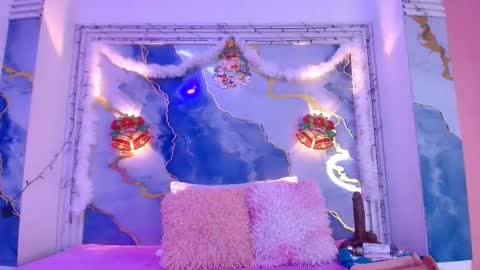 Snapshot of _lorrayne_ chatting on December 2025 12:03:02 PM Lorrayne online show from December 2025 12:03:02 PM