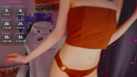 Snapshot of _lovelylu_ chatting on May 2026 06:13:01 PM Lu online show from May 2026 06:13:01 PM